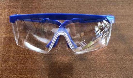 护目镜多久更换一次