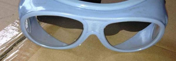 护目镜可以重复使用吗