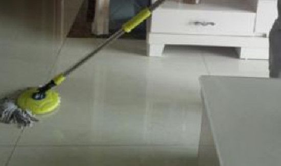 家里地板被水泡了怎么办