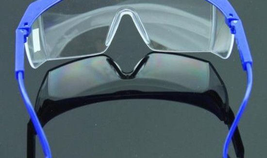 护目镜是一次性的吗