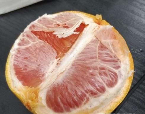 吃柚子有什么好处—如何正确的吃柚子