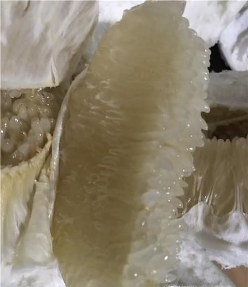 吃柚子有什么好处—如何正确的吃柚子