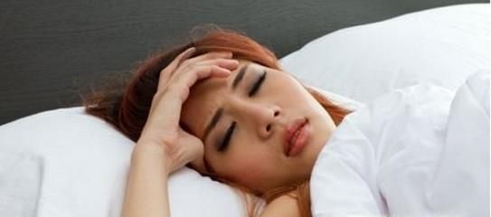 女生月经来很不舒服怎么办呢？