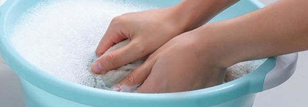 衣物消毒液可以和洗衣液一起用吗