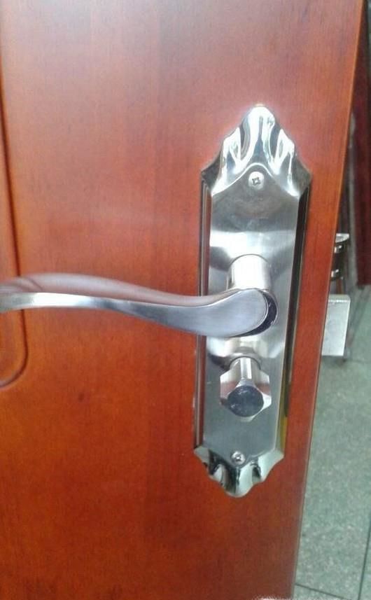 怎样更换室内锁芯、锁体？