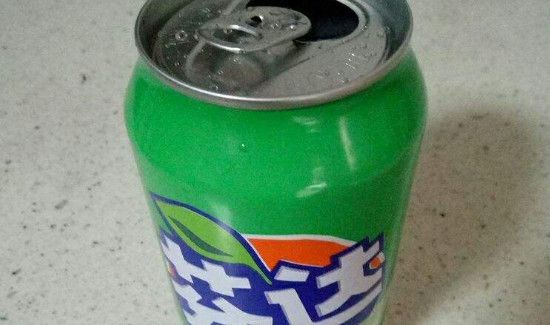 易拉罐的饮料怕冻吗