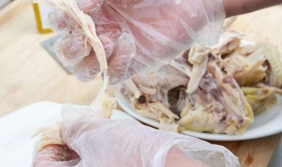 螃蟹能和鸡肉一起吃吗
