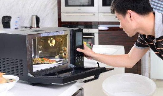 微波炉热菜热饭要不要保鲜膜