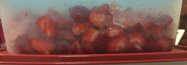 新鲜草莓怕冻吗