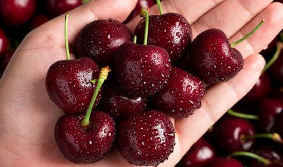 车厘子跟草莓能一起吃吗