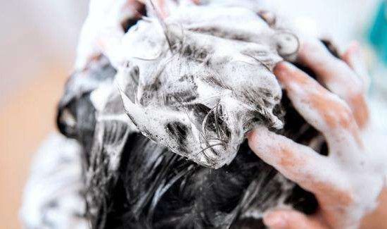 怎么让头发蓬松