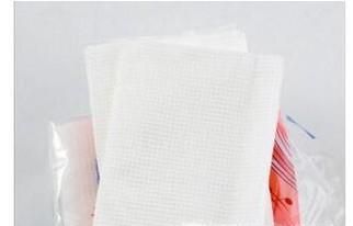 有没有人告诉你:被子上的血渍怎么洗掉?