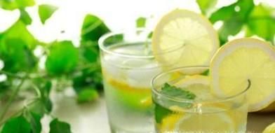 有没有人告诉你:被子上的血渍怎么洗掉?