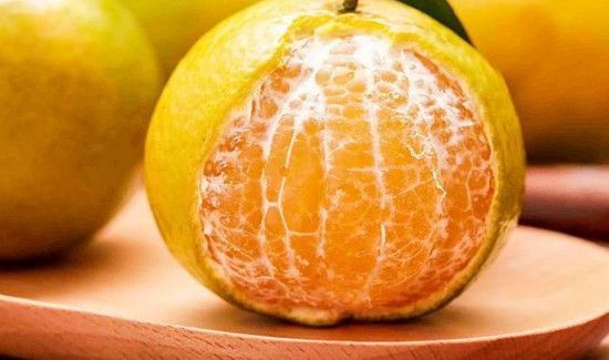 橘子和草莓能一起吃吗