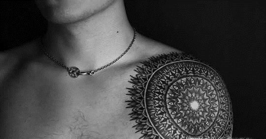 十个纹身九个后悔？