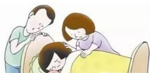 孩子多大应该自己睡，和父母分床、分房睡！