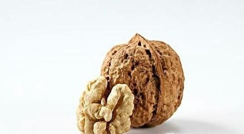 开核桃的小技巧