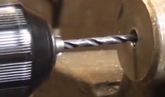 断螺丝怎么取出