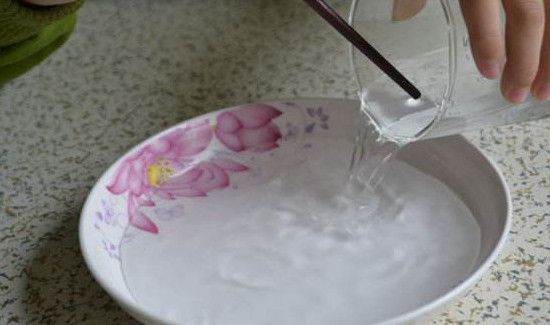 火碱去油兑水比例