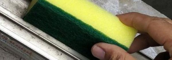 清理窗户槽的小妙招