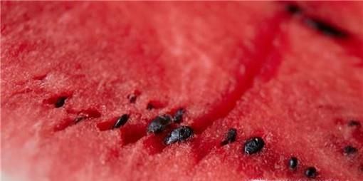 如何挑选西瓜及食用禁忌