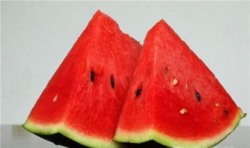 如何挑选西瓜及食用禁忌