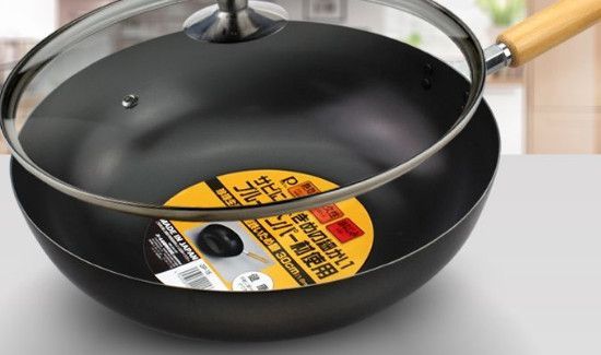 铁锅上的标签怎么去除