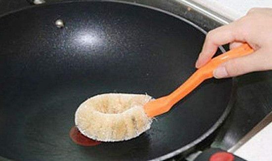 刚买的锅第一次用怎么清洗