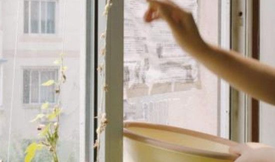 生活妙招清洗纱窗