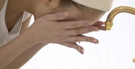 面部皮肤比较粗怎么办？