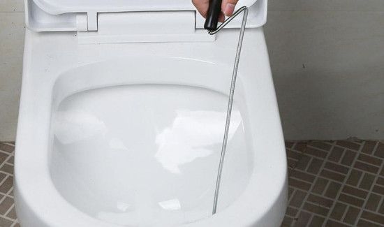 鞋刷掉进马桶怎样取出