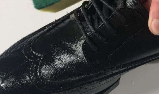 反牛皮的鞋子脏了怎么办