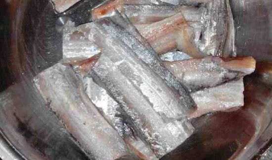 带鱼鱼鳞怎么去除