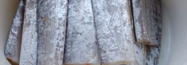 带鱼鱼鳞怎么去除