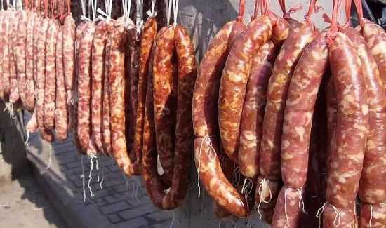 香肠发酸还能吃吗