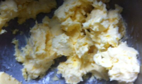 彩色奶油怎么调色