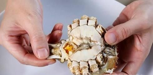 吃螃蟹都需要注意些什么?