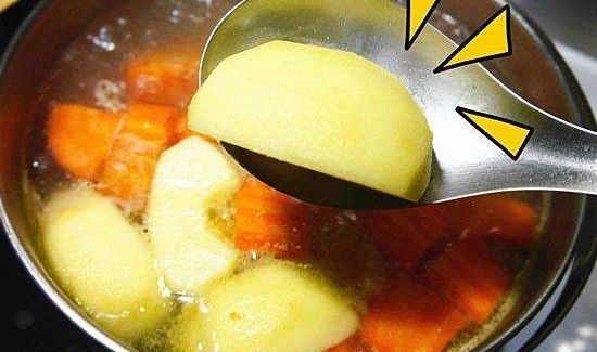 铸铁锅炖汤为什么是黑的