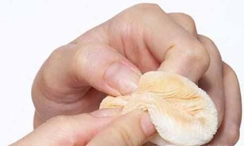 粉扑应该如何进行清洁？