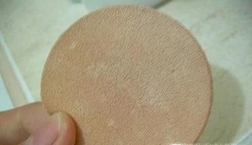 粉扑应该如何进行清洁？