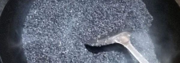 刚洗过的黑芝麻可以直接炒吗