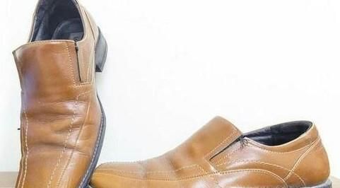 皮鞋发硬如何变软