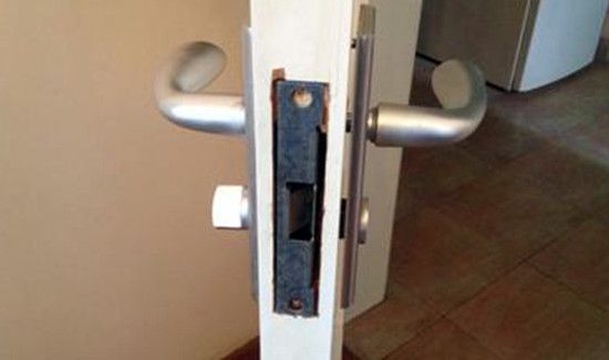 家里门换锁怎么换