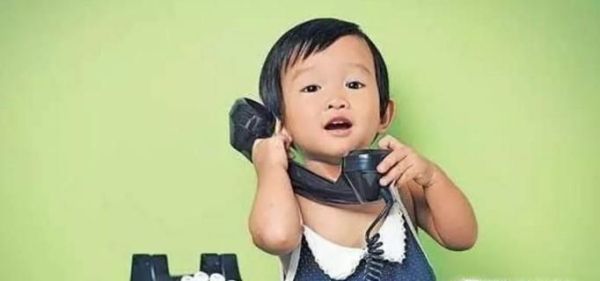 如何模仿别人的声音