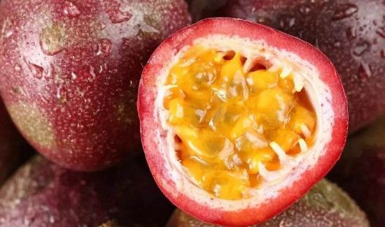 百香果外皮长毛了还能吃吗