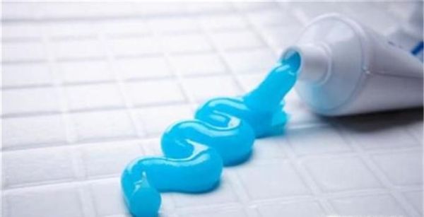 如何去除污渍？