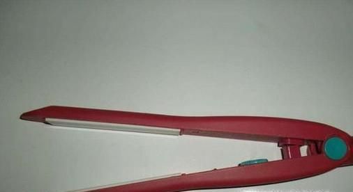 怎么去除羽绒服的褶皱？