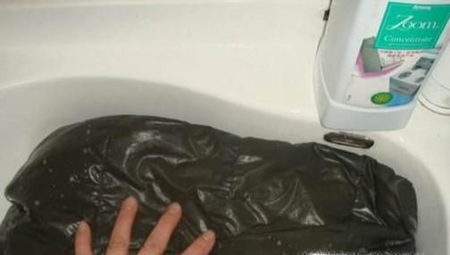 怎么去除羽绒服的褶皱？