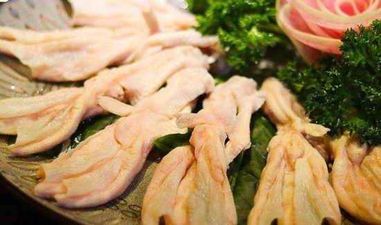 无骨鸭掌火锅煮多久