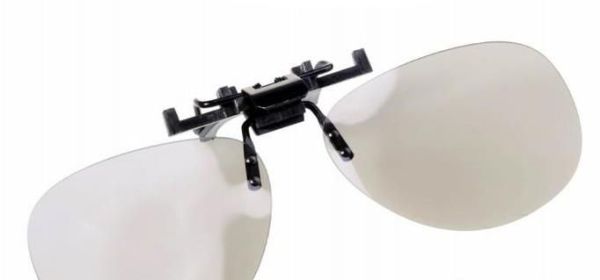 如何使用夹片式3D眼镜?